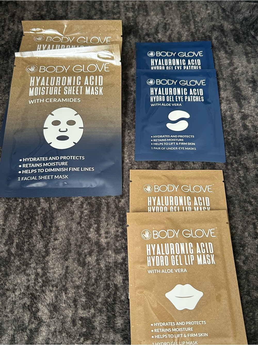 Body Glove Hyaluronic Acid Moisture Sheet & Hydro Gel Masks - Blue/Tan& Lip Mask